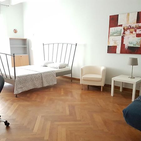 Apartament Errathens Pine Red And Taupe - Athens Center Zewnętrze zdjęcie