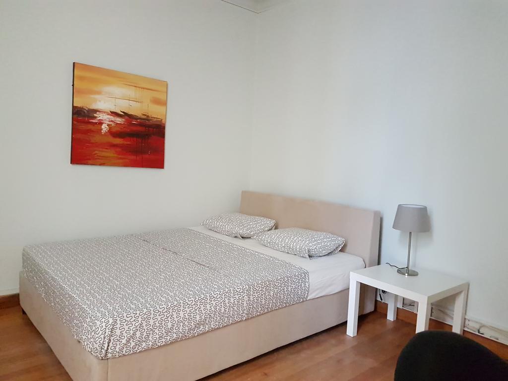 Apartament Errathens Pine Red And Taupe - Athens Center Zewnętrze zdjęcie