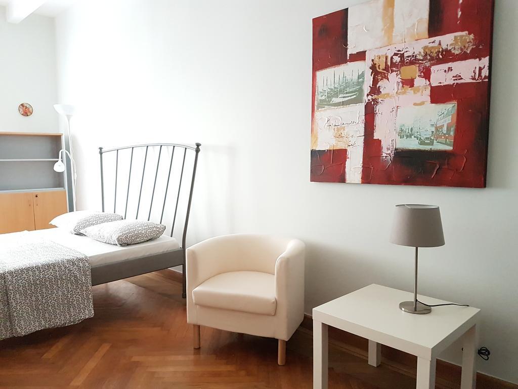 Apartament Errathens Pine Red And Taupe - Athens Center Zewnętrze zdjęcie