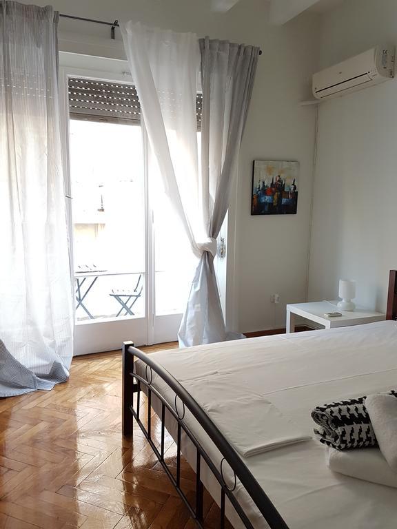 Apartament Errathens Pine Red And Taupe - Athens Center Zewnętrze zdjęcie