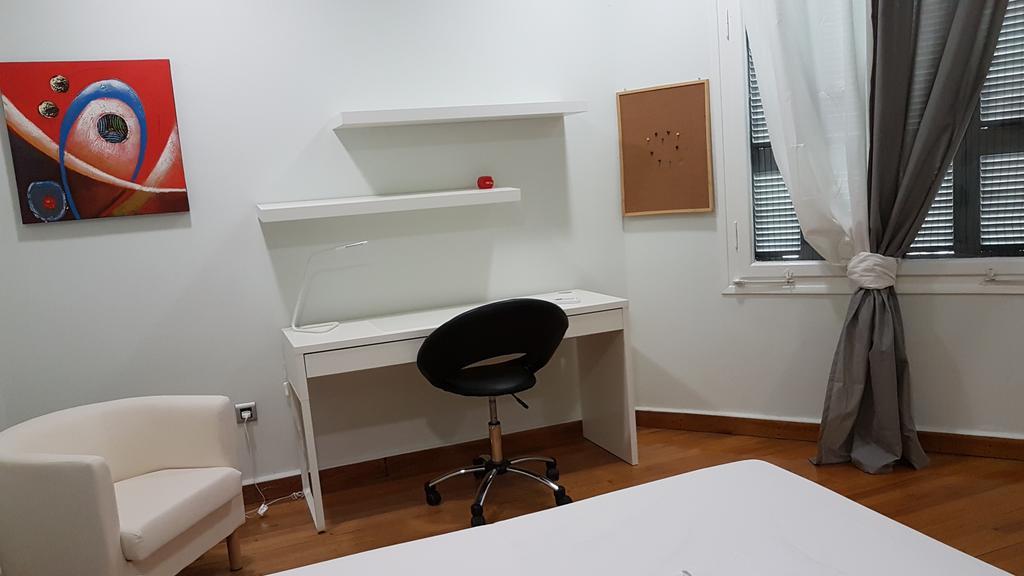 Apartament Errathens Pine Red And Taupe - Athens Center Zewnętrze zdjęcie