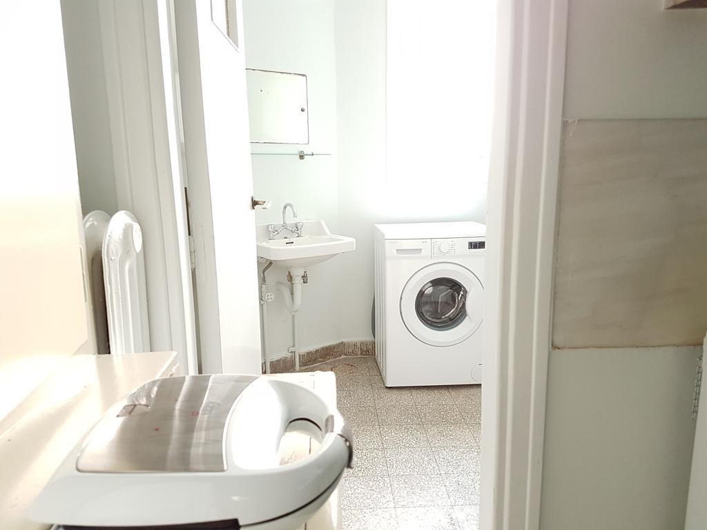 Apartament Errathens Pine Red And Taupe - Athens Center Zewnętrze zdjęcie